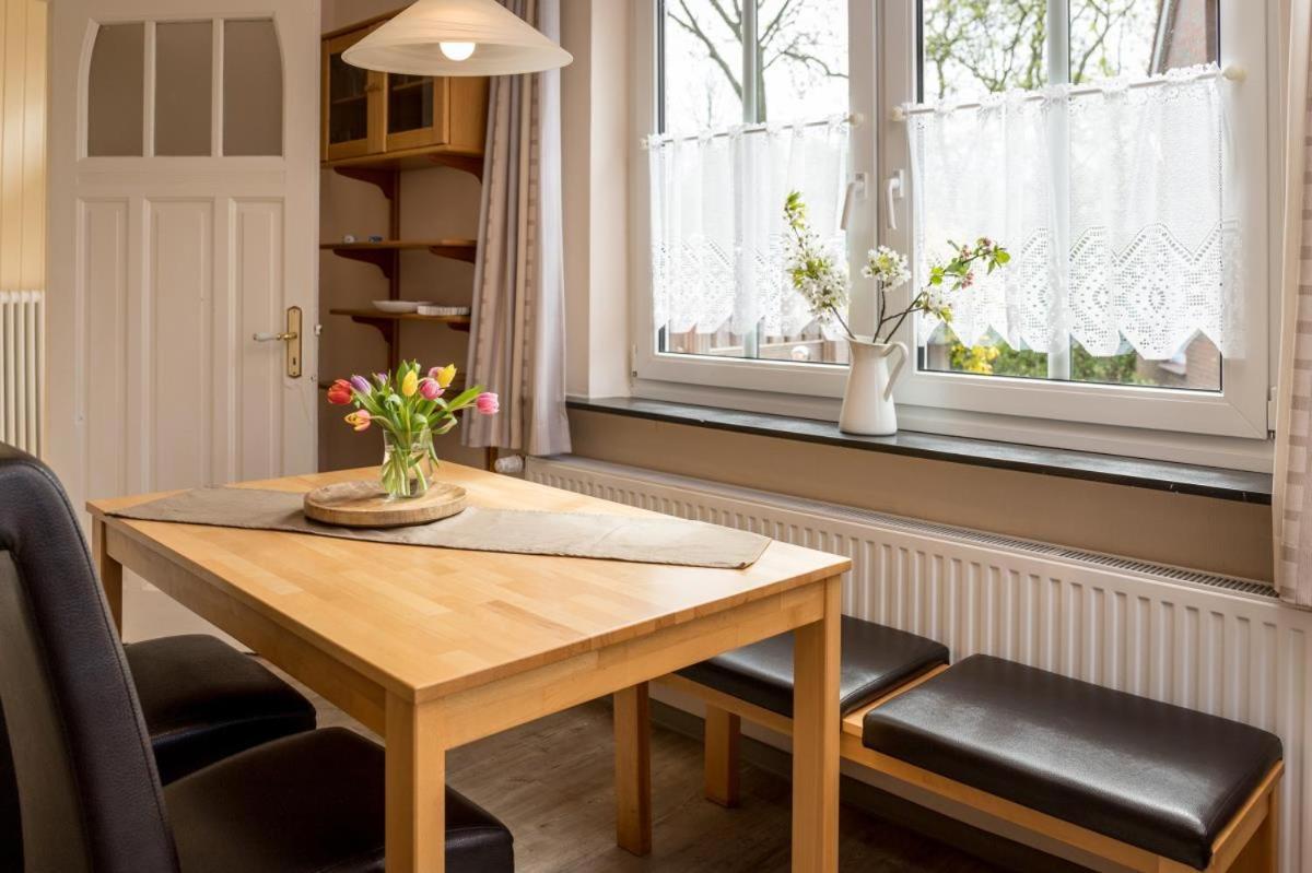Friesenhof Janssen - Urlaub Auf Dem Bauernhof Apartment Neuharlingersiel Exterior photo
