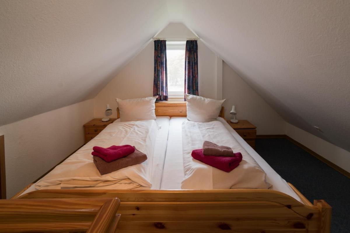 Friesenhof Janssen - Urlaub Auf Dem Bauernhof Apartment Neuharlingersiel Exterior photo